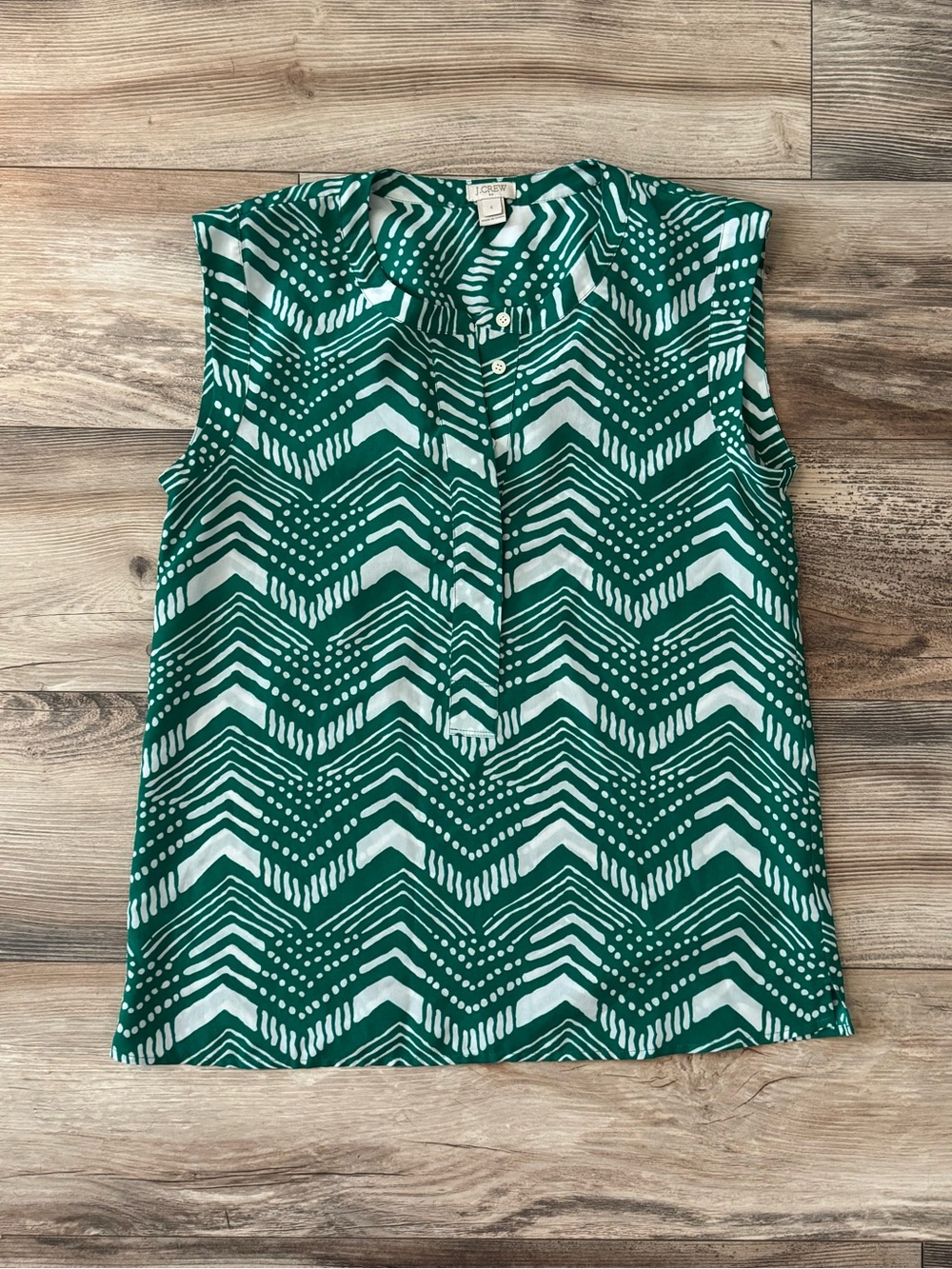 J.Crew Factory Green & White Chevron Geometric Sleeveless Popover Blouse Size 4